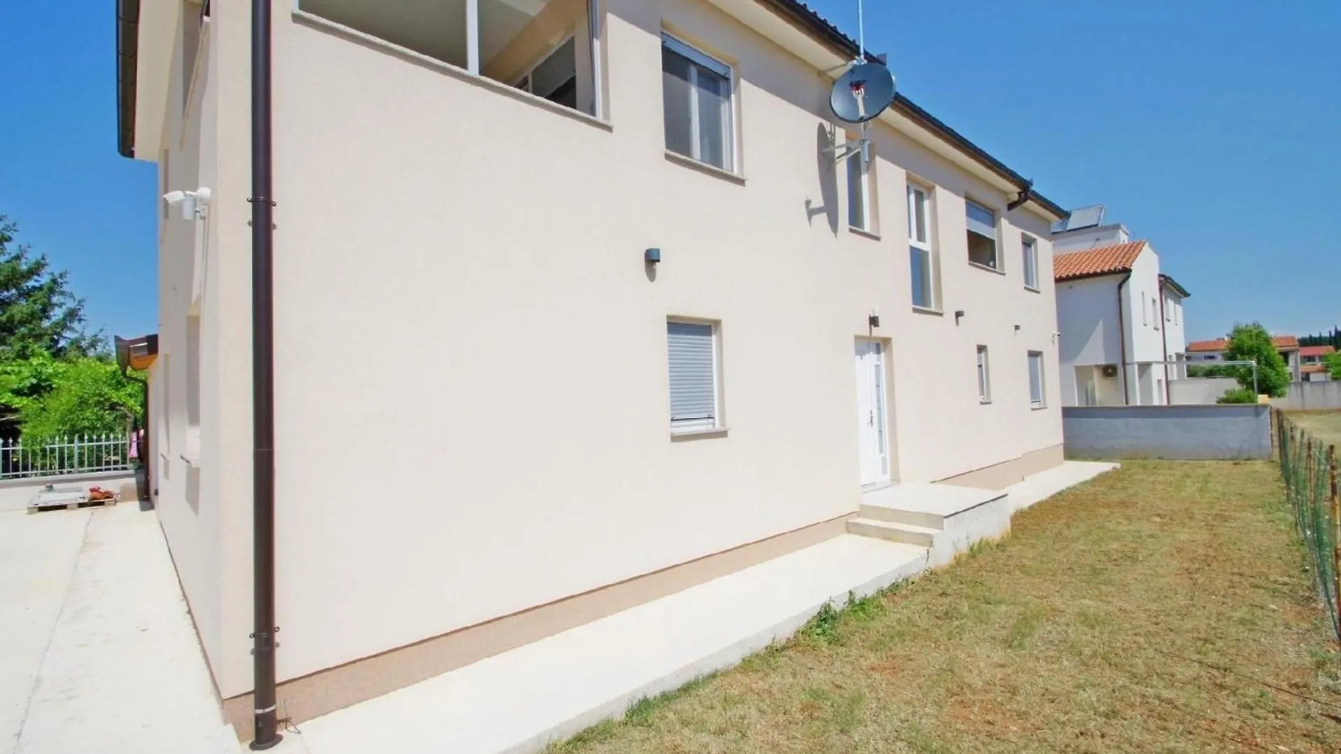 Apartment Ferienwohnung Fuer 4 Personen Ca 60 M In Pomer, Istrien Medulin Und Umgebung Croatia